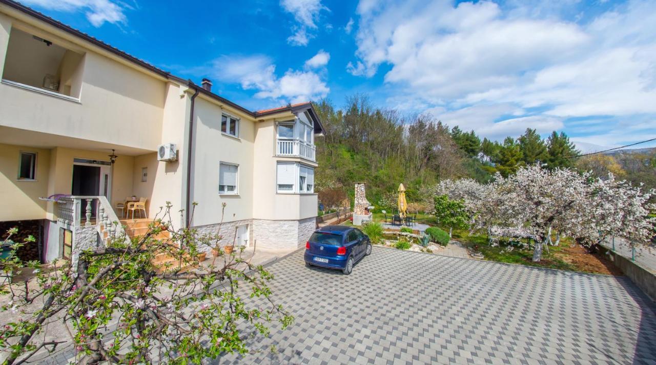 Bega Apartman Мостар Екстериор снимка